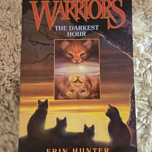 Warriors: The Darkest Hour Paperback